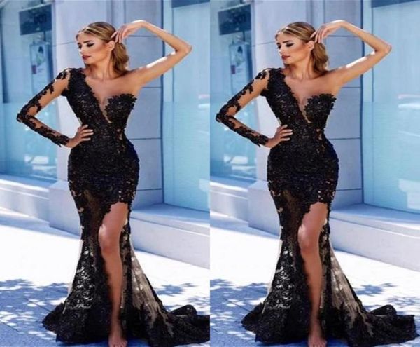 2022 modern black lace oneshoulder front split prom dresses see through evening gowns c04171914914
2022 modern black lace oneshoulder front split prom dresses see through evening gowns c04171914914