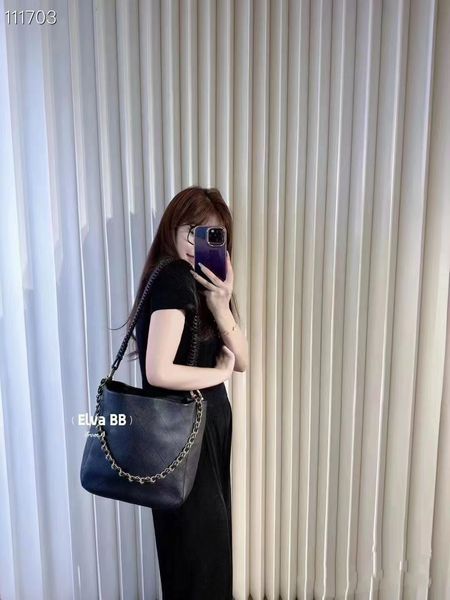 designer bags original quality tote leather bucket bag luxury womens designer purses channel chain travel handbags totes genuine leather vag
designer bags original quality tote leather bucket bag luxury womens designer purses channel chain travel handbags totes genuine leather vag