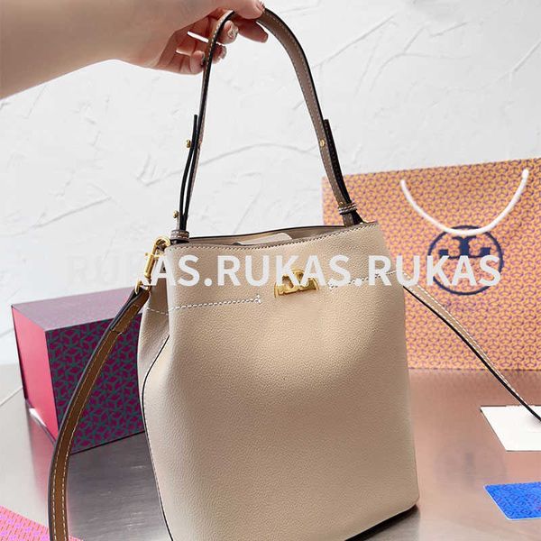 fashion handbag women 2023 soft leather bucket bag commuting bag niche cream bag luxury korean version all-in-one shoulder tote crossbody ba
fashion handbag women 2023 soft leather bucket bag commuting bag niche cream bag luxury korean version all-in-one shoulder tote crossbody ba