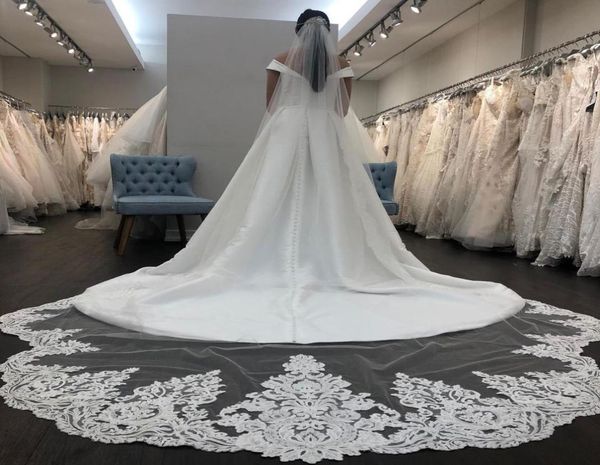 europeanamerican bride veil long lace embroidery mesh with comb yarn tail simple retro wedding po3579253, Black
europeanamerican bride veil long lace embroidery mesh with comb yarn tail simple retro wedding po3579253, Black