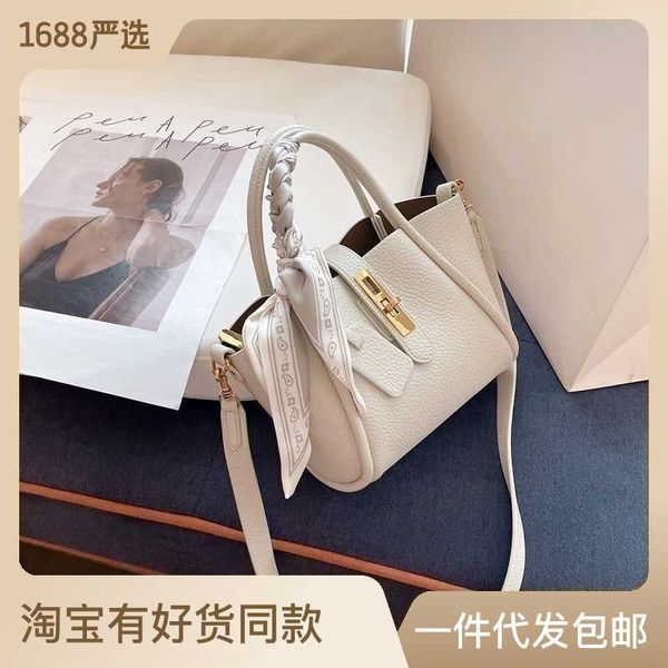 factory designer h ermes bucket bags for women online shop portable bag 2023 new niche one shoulder bucket crossbody vegetable with real log
factory designer h ermes bucket bags for women online shop portable bag 2023 new niche one shoulder bucket crossbody vegetable with real log