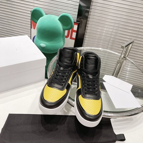 casual shoes 2023 new men's and women's fashion casual shoes high small white ct-01 sports luxury design, Black
casual shoes 2023 new men's and women's fashion casual shoes high small white ct-01 sports luxury design, Black