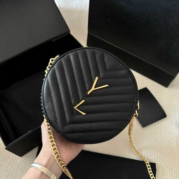 ys brand bucket bag r single shoulder crossbody handbga high appearance value fashion trend versatile essential for beautiful women round ba
ys brand bucket bag r single shoulder crossbody handbga high appearance value fashion trend versatile essential for beautiful women round ba
