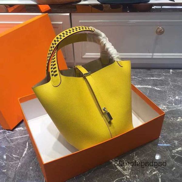 togo spring summer women's hremes bags bag 2023 picotin leather handheld lock water bucket original designer tote palm pattern basket 2
togo spring summer women's hremes bags bag 2023 picotin leather handheld lock water bucket original designer tote palm pattern basket 2