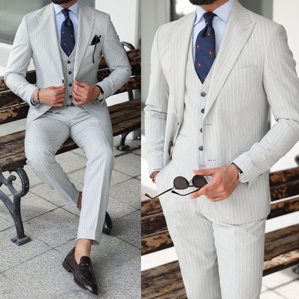 fashion striped mens wedding suits peaked lapel groom wear 3 pcs tuxedos slim fit blazers pants with vest custom made, Black;gray
fashion striped mens wedding suits peaked lapel groom wear 3 pcs tuxedos slim fit blazers pants with vest custom made, Black;gray