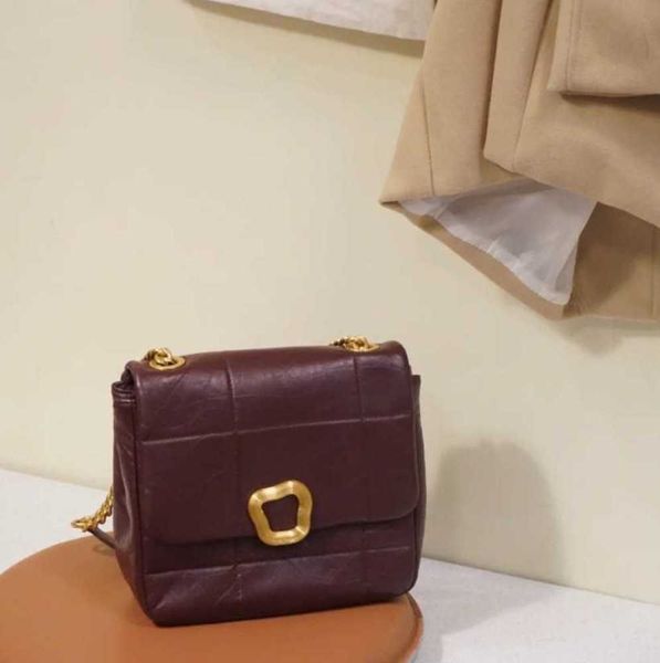 songmont bags song chocolate series wonton lock buckle small calfskin one shoulder chain square bag french minority
songmont bags song chocolate series wonton lock buckle small calfskin one shoulder chain square bag french minority