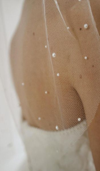 new designer in stock white ivory champagne one layer elbow length wedding veil cut edge bridal veil pearls with comb tulle6681362, Black
new designer in stock white ivory champagne one layer elbow length wedding veil cut edge bridal veil pearls with comb tulle6681362, Black