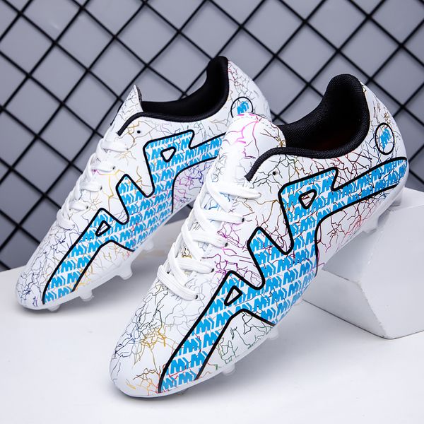 dress shoes original outdoor men long spike white black color professional soccer comfortable brand women low football sneakers 230810
dress shoes original outdoor men long spike white black color professional soccer comfortable brand women low football sneakers 230810