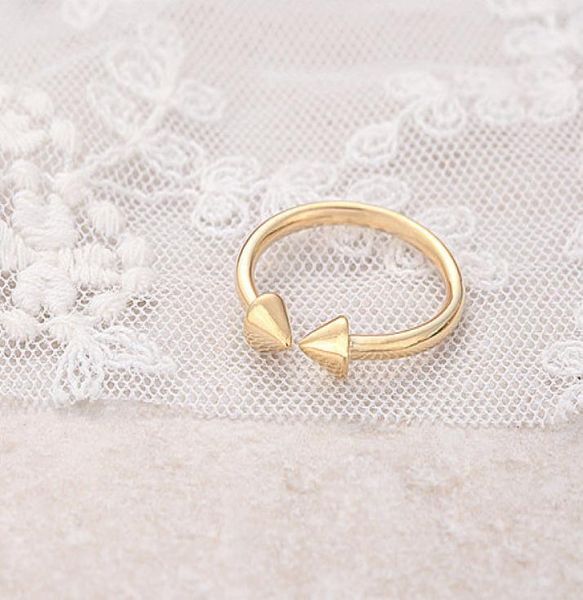 fashion modern biconical simple double arrow ring environmental protection metal products suitable for women and men4326683, Golden;silver
fashion modern biconical simple double arrow ring environmental protection metal products suitable for women and men4326683, Golden;silver