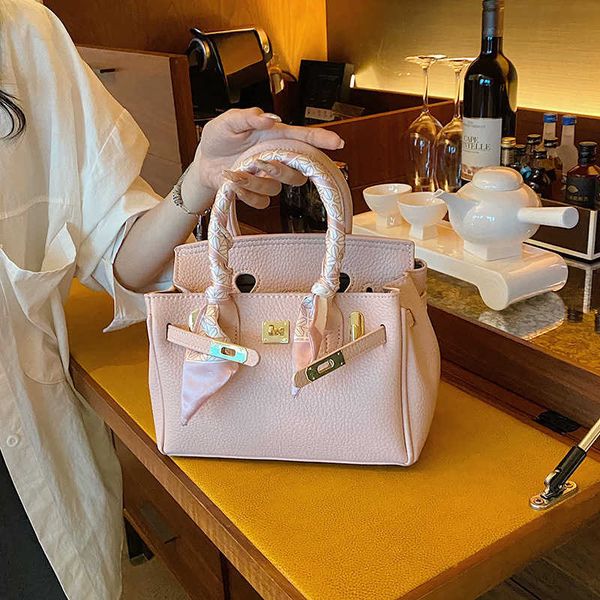 luxury handbag brkinss keall yes bags fashion texture solid color bag 2023 new versatile crossbody bag fashion one shoulder handbag casual b
luxury handbag brkinss keall yes bags fashion texture solid color bag 2023 new versatile crossbody bag fashion one shoulder handbag casual b