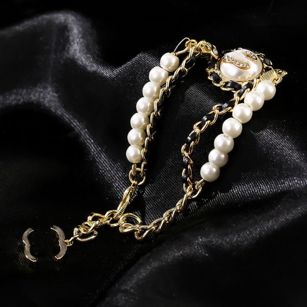 luxury classic trendy designer bracelet channel popular bracelet designer chain for girl wedding mother' day fashion ccity jewelry wome, Golden;silver
luxury classic trendy designer bracelet channel popular bracelet designer chain for girl wedding mother' day fashion ccity jewelry wome, Golden;silver