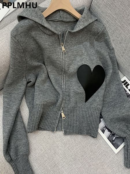 womens sweaters hooded love appliques sweater sweatshirts women spring fall korean knit casual slim knitwears sueter zip up malhas 230811, White;black
womens sweaters hooded love appliques sweater sweatshirts women spring fall korean knit casual slim knitwears sueter zip up malhas 230811, White;black