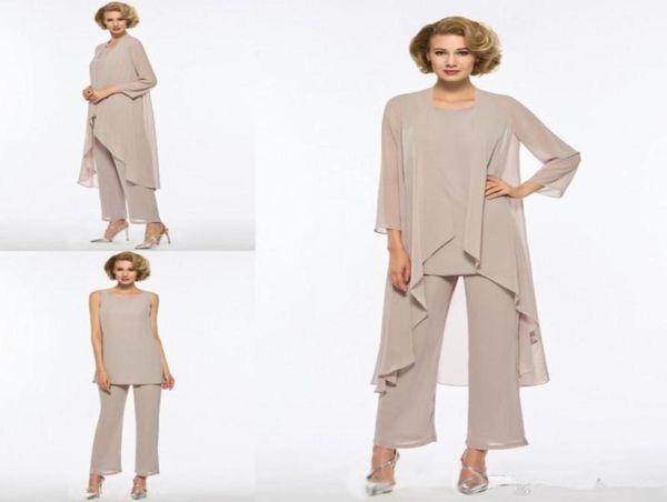 new plus size mother of the bride pant suit 3 piece chiffon for beach wedding dress mother039s dress long sleeves mothers6396336, Black;red
new plus size mother of the bride pant suit 3 piece chiffon for beach wedding dress mother039s dress long sleeves mothers6396336, Black;red