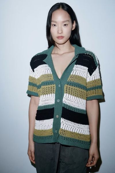 women's knits tee 2023 lapel slim ladies buttons stripe v neck short sleeve polo knit cardigan sweater 230810, White
women's knits tee 2023 lapel slim ladies buttons stripe v neck short sleeve polo knit cardigan sweater 230810, White