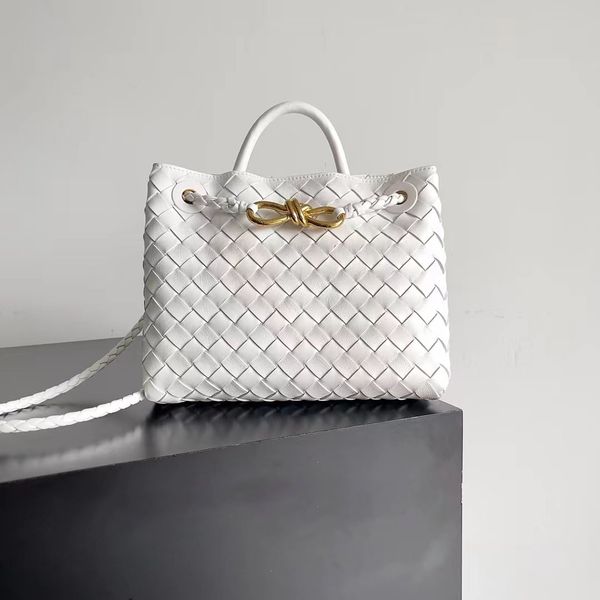 fashion new designer bag classic all-in-one large capacity lambskin handbag casual elegant daily commuter handbag
fashion new designer bag classic all-in-one large capacity lambskin handbag casual elegant daily commuter handbag
