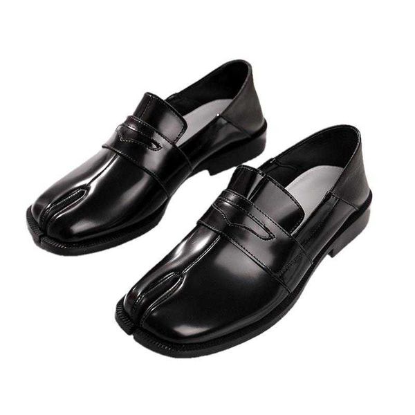 dress shoe split toe tabi real cow leather loafers british style luxury brand genuine ninja pumps 3cm heel woman mens 230225, Black
dress shoe split toe tabi real cow leather loafers british style luxury brand genuine ninja pumps 3cm heel woman mens 230225, Black