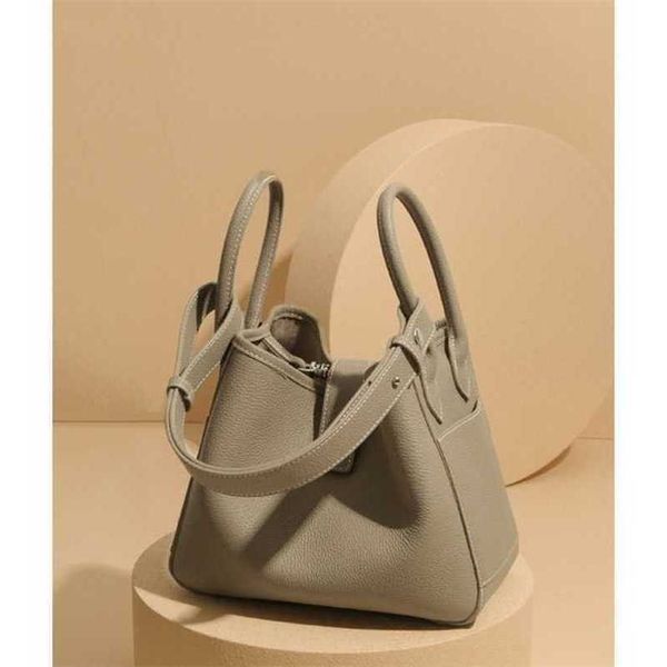 designer herbags totes lindies designer totes h ess bags a genuine leather head layer cowhide handbag leather feel handbag shoulder crossbod
designer herbags totes lindies designer totes h ess bags a genuine leather head layer cowhide handbag leather feel handbag shoulder crossbod