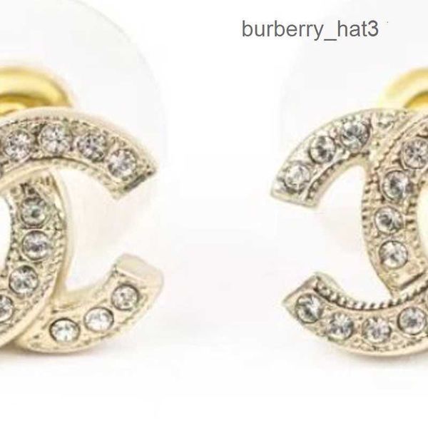channel stud earrings pearl diamond drop gold earrings designer for woman fashion brand not fade silver wedding earings, Golden;silver
channel stud earrings pearl diamond drop gold earrings designer for woman fashion brand not fade silver wedding earings, Golden;silver