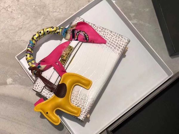 designer bags object with real star logo and the same genuine leather crocodile pattern womens handbag mini kelys secondgeneration single sh
designer bags object with real star logo and the same genuine leather crocodile pattern womens handbag mini kelys secondgeneration single sh