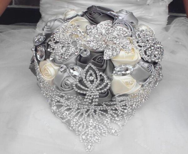 2019 new european style wedding bouquet hand made artificial lily white bride bridesmaid bridal party accessories flower decoratio9649763
2019 new european style wedding bouquet hand made artificial lily white bride bridesmaid bridal party accessories flower decoratio9649763