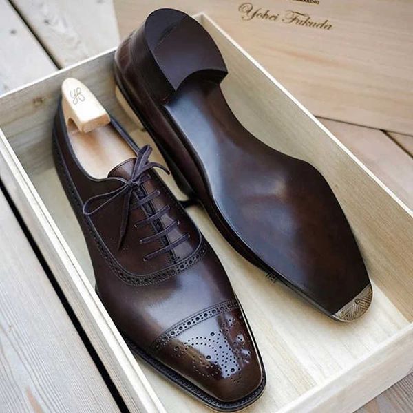 running shoes oxfords shoes for men brown black business lace-up pu office brogue dress shoes zapatos de vestir hombre mens shoes 230803
running shoes oxfords shoes for men brown black business lace-up pu office brogue dress shoes zapatos de vestir hombre mens shoes 230803