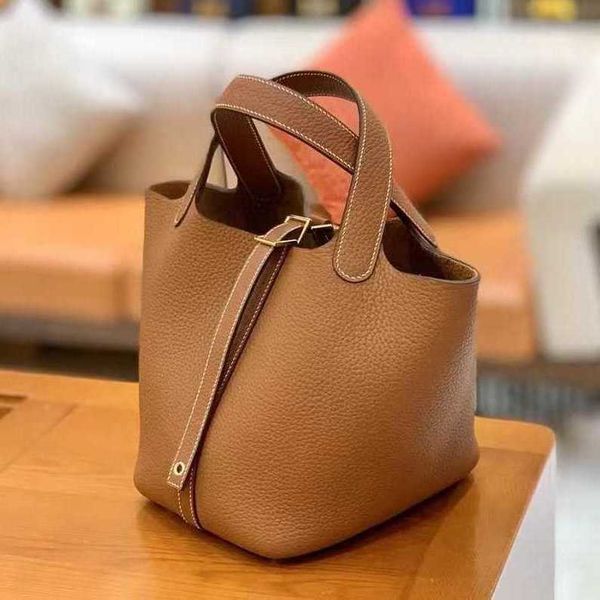 authentic handbag desinger totes picotin bags tc cow leather handstitched wax thread vegetable basket childrens head bag layer lychee grain
authentic handbag desinger totes picotin bags tc cow leather handstitched wax thread vegetable basket childrens head bag layer lychee grain
