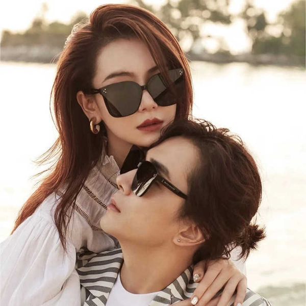selling gm sunglasses women's v brand qi wei li yifeng's polarizing sunglasses men's glasses, White;black
selling gm sunglasses women's v brand qi wei li yifeng's polarizing sunglasses men's glasses, White;black