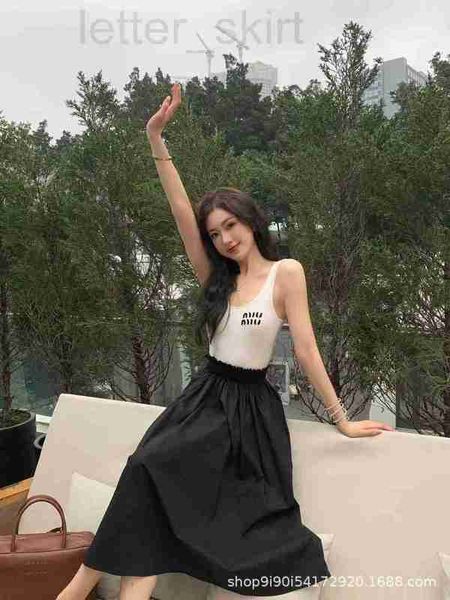 basic & casual dresses designer 23 spring/summer new patch embroidery letter decoration pleated high waist tank dress with full ballet effec, Black;gray
basic & casual dresses designer 23 spring/summer new patch embroidery letter decoration pleated high waist tank dress with full ballet effec, Black;gray