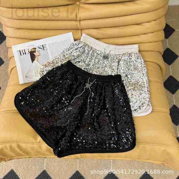 women's pants & designer p family 23 spring/summer sequin shorts with chain embellishments and elastic straps, high design, fashionable, Black;white
women's pants & designer p family 23 spring/summer sequin shorts with chain embellishments and elastic straps, high design, fashionable, Black;white