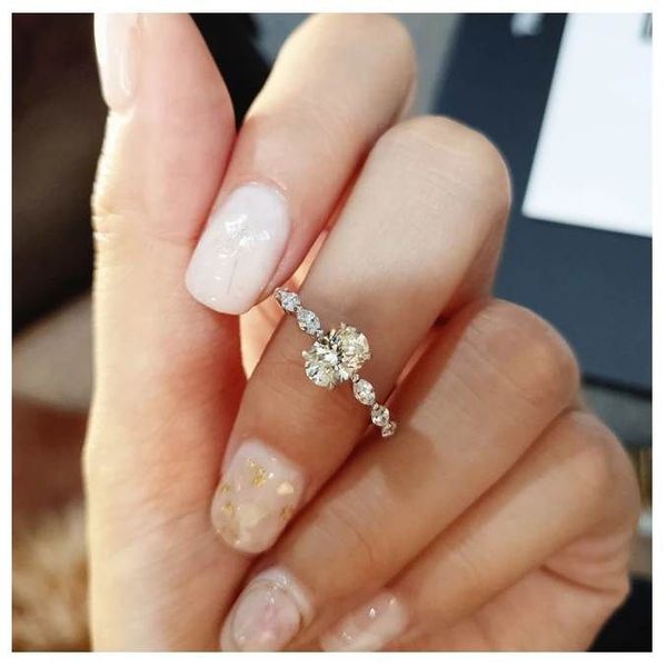 d color moissanite rings for women natural s925 sterling silver ring gemstone jewelry anillos de egg shape wedding silver 925 jewelry, Golden;silver
d color moissanite rings for women natural s925 sterling silver ring gemstone jewelry anillos de egg shape wedding silver 925 jewelry, Golden;silver