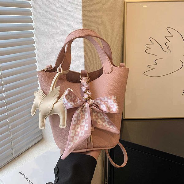 luxury h ermes vegetable tote bags online shop 2023 summer new lychee pattern basket bucket bag womens scarf one shoulder crossbody hand wit
luxury h ermes vegetable tote bags online shop 2023 summer new lychee pattern basket bucket bag womens scarf one shoulder crossbody hand wit