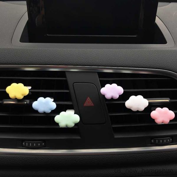 decorations 4pcs/lot color shape outlet cloud air conditioning clip car interior accessories decoration gift for girl r230811
decorations 4pcs/lot color shape outlet cloud air conditioning clip car interior accessories decoration gift for girl r230811