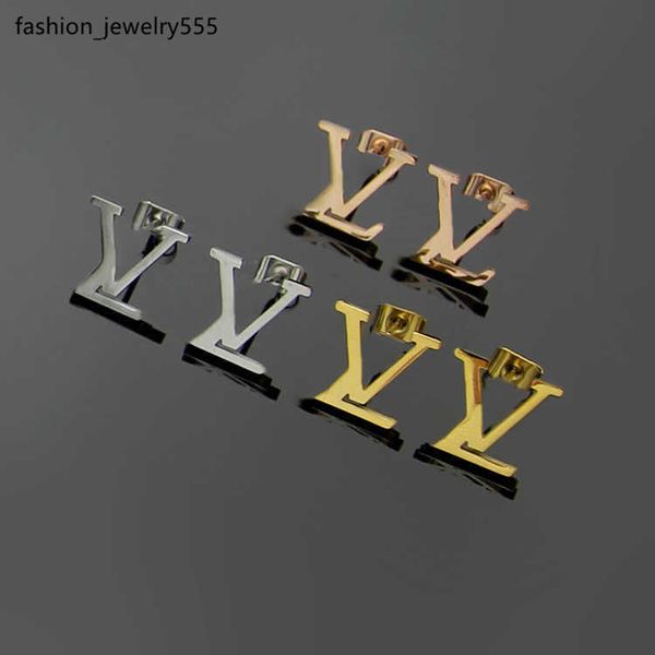 stud luxury designer branded l small stud 316l stainless steel 18k gold rose silver women letter engrave earrings girls wedding jewelry whol, Golden;silver
stud luxury designer branded l small stud 316l stainless steel 18k gold rose silver women letter engrave earrings girls wedding jewelry whol, Golden;silver