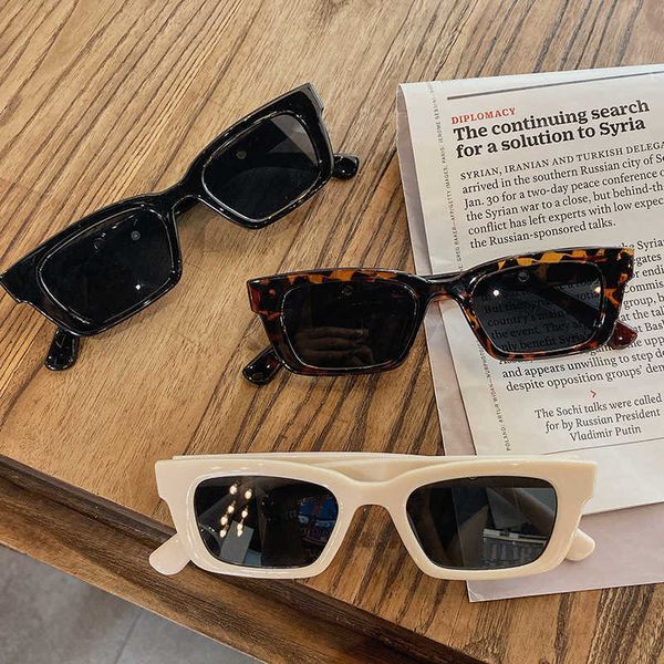 rectangle tiaodi sunglasses fashion women's net red street sunglasses korean personalized hip hop glasses, White;black
rectangle tiaodi sunglasses fashion women's net red street sunglasses korean personalized hip hop glasses, White;black