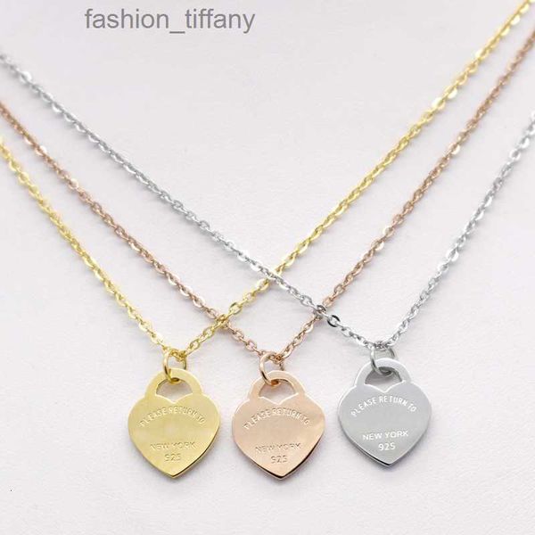 2020 stainless steel heart-shaped necklace short female jewelry 18k gold titanium peach heart necklace pendant for woman, Silver
2020 stainless steel heart-shaped necklace short female jewelry 18k gold titanium peach heart necklace pendant for woman, Silver