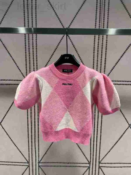women's t-shirt designer mi23 early autumn heart cute embroidery small letter diamond contrast bubble sleeve design short knitted sweat, White 
women's t-shirt designer mi23 early autumn heart cute embroidery small letter diamond contrast bubble sleeve design short knitted sweat, White