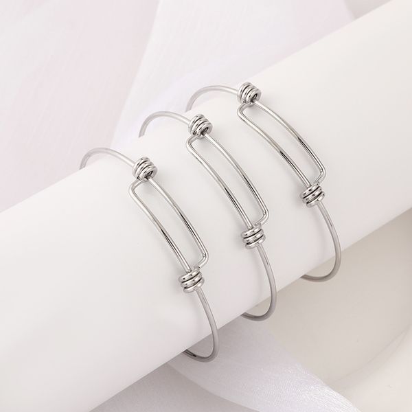 10pcs stainless steel adjustable twist wire bracelet bangle cuff 1.5*65mm diy, White
10pcs stainless steel adjustable twist wire bracelet bangle cuff 1.5*65mm diy, White