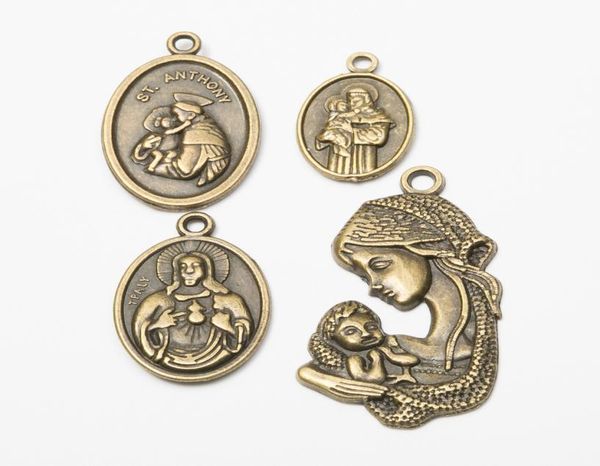 40pcs mix antique vintage religious christianity charms christ jesus bronze cat pendants for bracelet necklace earring diy jewelry8489857, Bronze;silver
40pcs mix antique vintage religious christianity charms christ jesus bronze cat pendants for bracelet necklace earring diy jewelry8489857, Bronze;silver