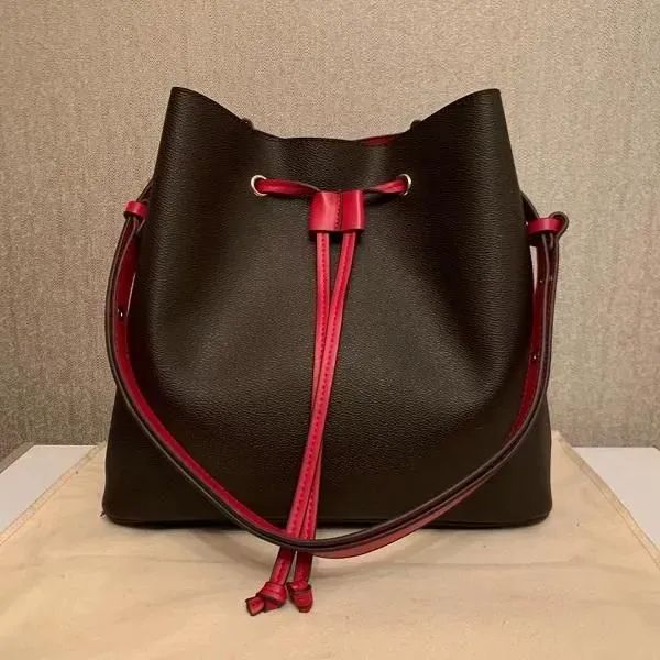 classic bucket bag women leather shoulder bag designers handbags purse female messenger bag tote crossbody bags
classic bucket bag women leather shoulder bag designers handbags purse female messenger bag tote crossbody bags