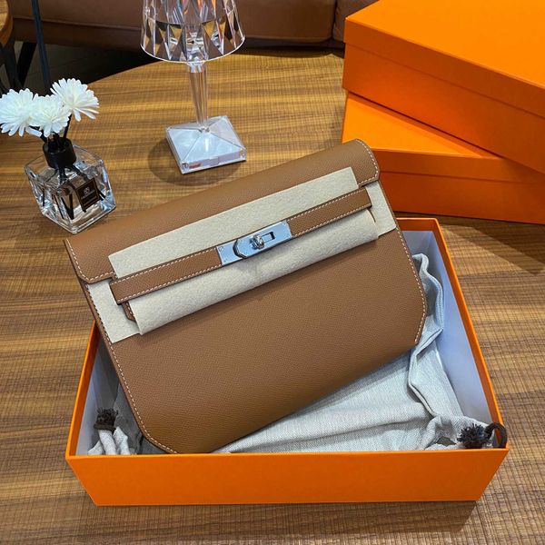 designer bags handprint cowhide kelys bag 2023 new street trend one shoulder letter envelope for men and women universal mailman 5v6q
designer bags handprint cowhide kelys bag 2023 new street trend one shoulder letter envelope for men and women universal mailman 5v6q