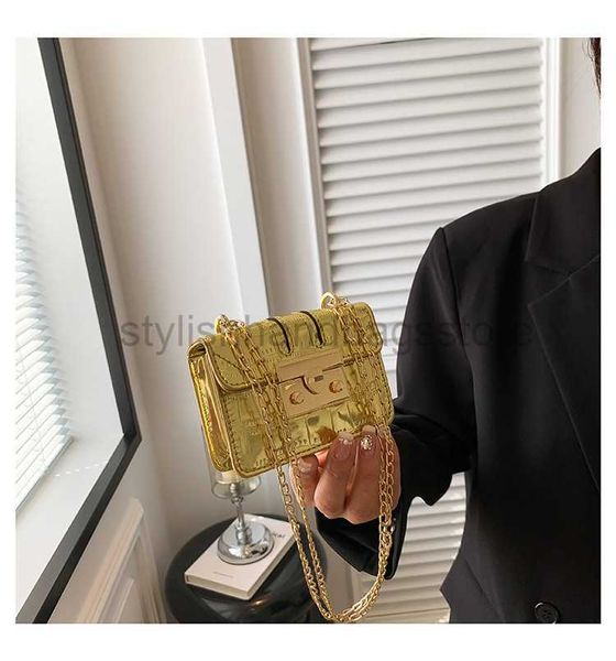 shoulder bags mini bag women's summer leisure 2023 new fashion one shoulder crossbody bag solid color lock chain small square bagstylis
shoulder bags mini bag women's summer leisure 2023 new fashion one shoulder crossbody bag solid color lock chain small square bagstylis