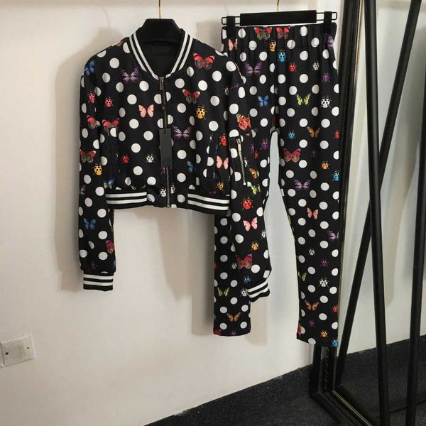 autumn women two piece pants long sleeve jacket slim fit leggings 2 piece suit printed logo brand jogging tracksuits hoodie suit sportswear, White
autumn women two piece pants long sleeve jacket slim fit leggings 2 piece suit printed logo brand jogging tracksuits hoodie suit sportswear, White