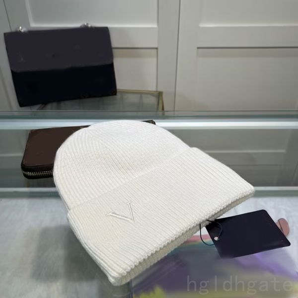 designer beanies leisure luxury gorro travel warmth winter skiing sport trendy mens hats originality fashionable wool letter fashion bonnet, Blue;gray
designer beanies leisure luxury gorro travel warmth winter skiing sport trendy mens hats originality fashionable wool letter fashion bonnet, Blue;gray