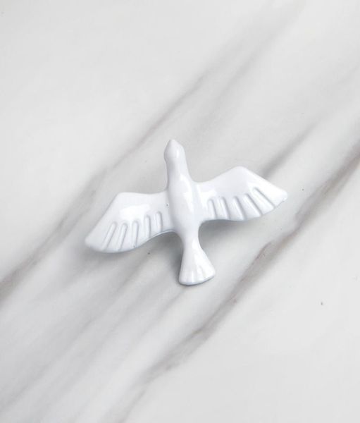 dove homing pigeon ceramic texture white exquisite personality enamel ornament brooch lapels badge ornament combination pins8925353, Gray
dove homing pigeon ceramic texture white exquisite personality enamel ornament brooch lapels badge ornament combination pins8925353, Gray