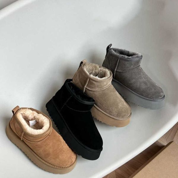 ultra winter boots mini boot women 2023 designer australian platform boots for men real leather warm ankle fur booties luxurious shoe eu44, Black 
ultra winter boots mini boot women 2023 designer australian platform boots for men real leather warm ankle fur booties luxurious shoe eu44, Black