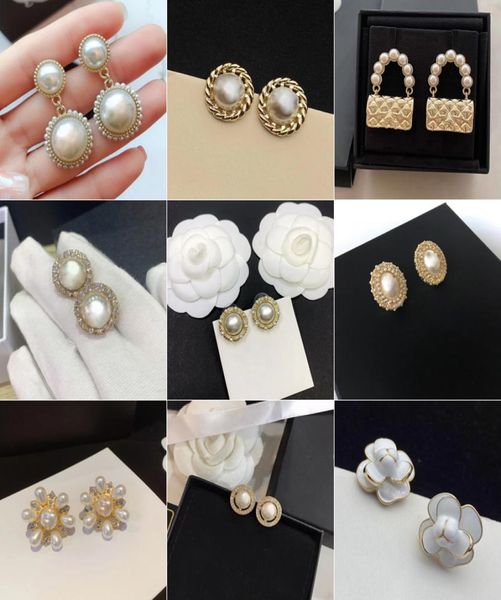 high classic 18k gold plated pearl stud luxury brand designers double letters c stud geometric famous women crystal rhinestone ear5278287, Golden;silver
high classic 18k gold plated pearl stud luxury brand designers double letters c stud geometric famous women crystal rhinestone ear5278287, Golden;silver