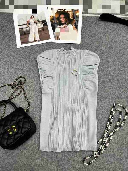 women's t-shirt designer 2023 new summer celebrity knitted tank underlay short loose bottom 5amo, White
women's t-shirt designer 2023 new summer celebrity knitted tank underlay short loose bottom 5amo, White