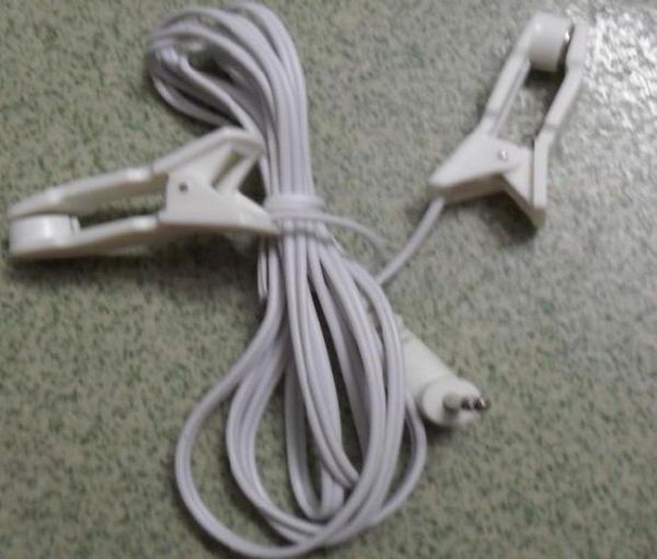 20pcslot electronic medical ear clip lead wirecableline for therapy tensems unit massage machine dc25mm amp12m shipp2192413
20pcslot electronic medical ear clip lead wirecableline for therapy tensems unit massage machine dc25mm amp12m shipp2192413