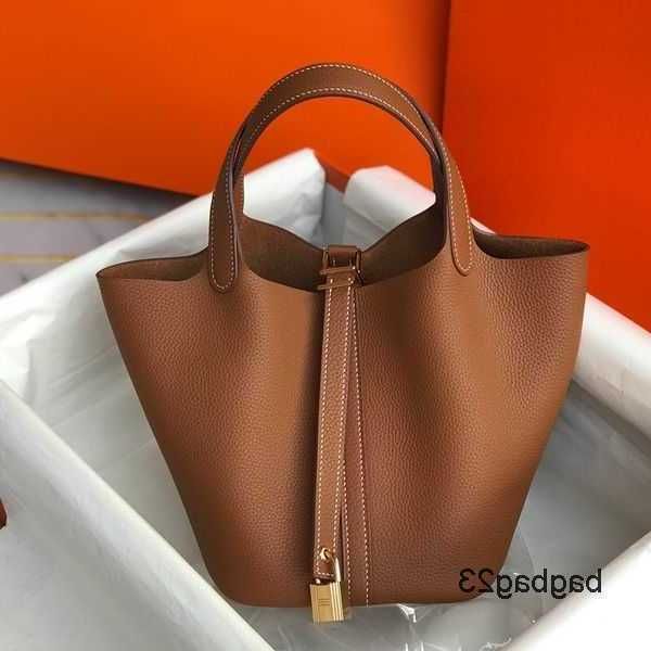 portable women's handbag single shoulder bag ladies picotin cowhide lock totes bayswater large designer leather commuter luxury h bucke
portable women's handbag single shoulder bag ladies picotin cowhide lock totes bayswater large designer leather commuter luxury h bucke