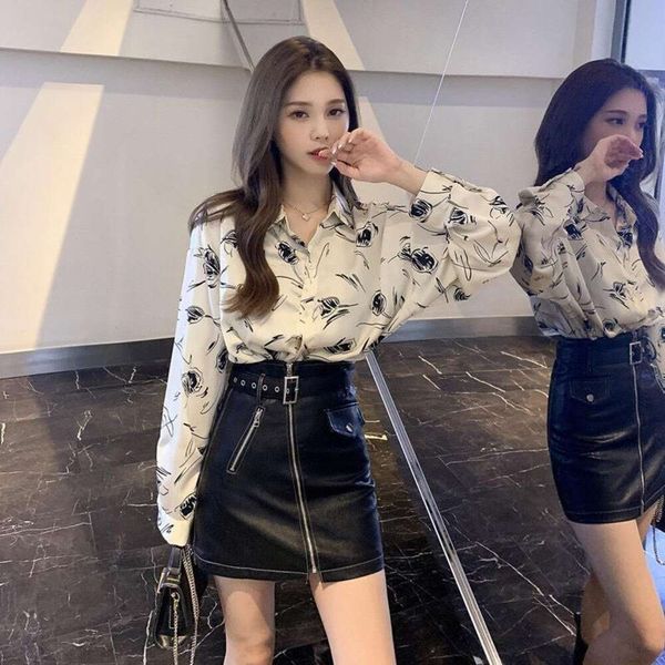 blouse women long shirt sleeves autumn korean fashion ins quality loose print chiffon trendy, White
blouse women long shirt sleeves autumn korean fashion ins quality loose print chiffon trendy, White